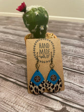 Load image into Gallery viewer, Western lonestar Earrings