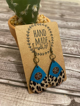 Load image into Gallery viewer, Western lonestar Earrings